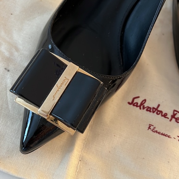 Salvatore Ferragamo Slingback Sandal Black Patent Heels with Gold buckle Size 38 - Picture 3 of 15